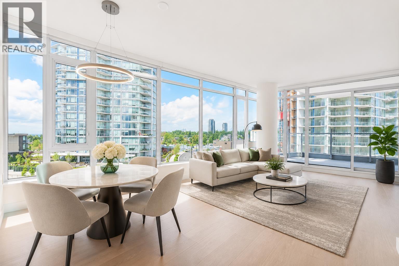 405 7769 Park Crescent, Burnaby, British Columbia V3N 0J7 - Photo 2 - R3138521