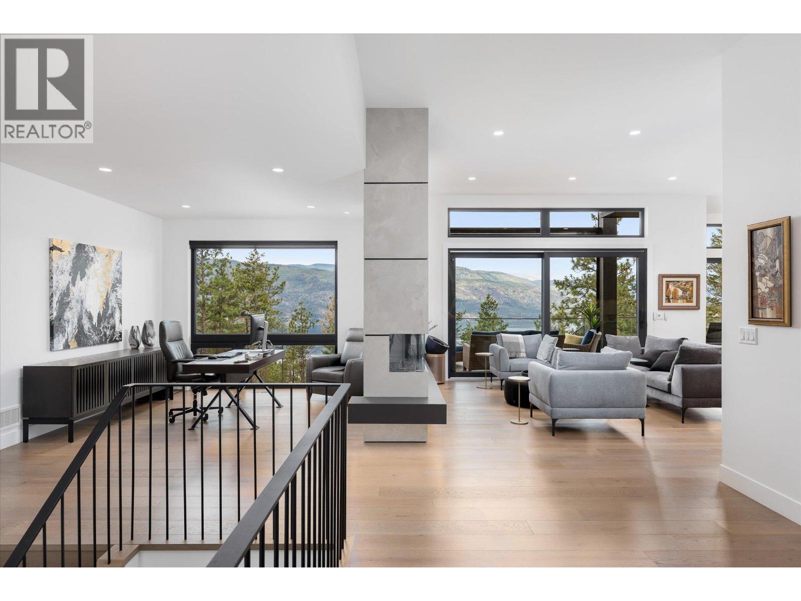 10038 Beacon Hill Drive, Lake Country, British Columbia  V4V 0A9 - Photo 6 - 10391596
