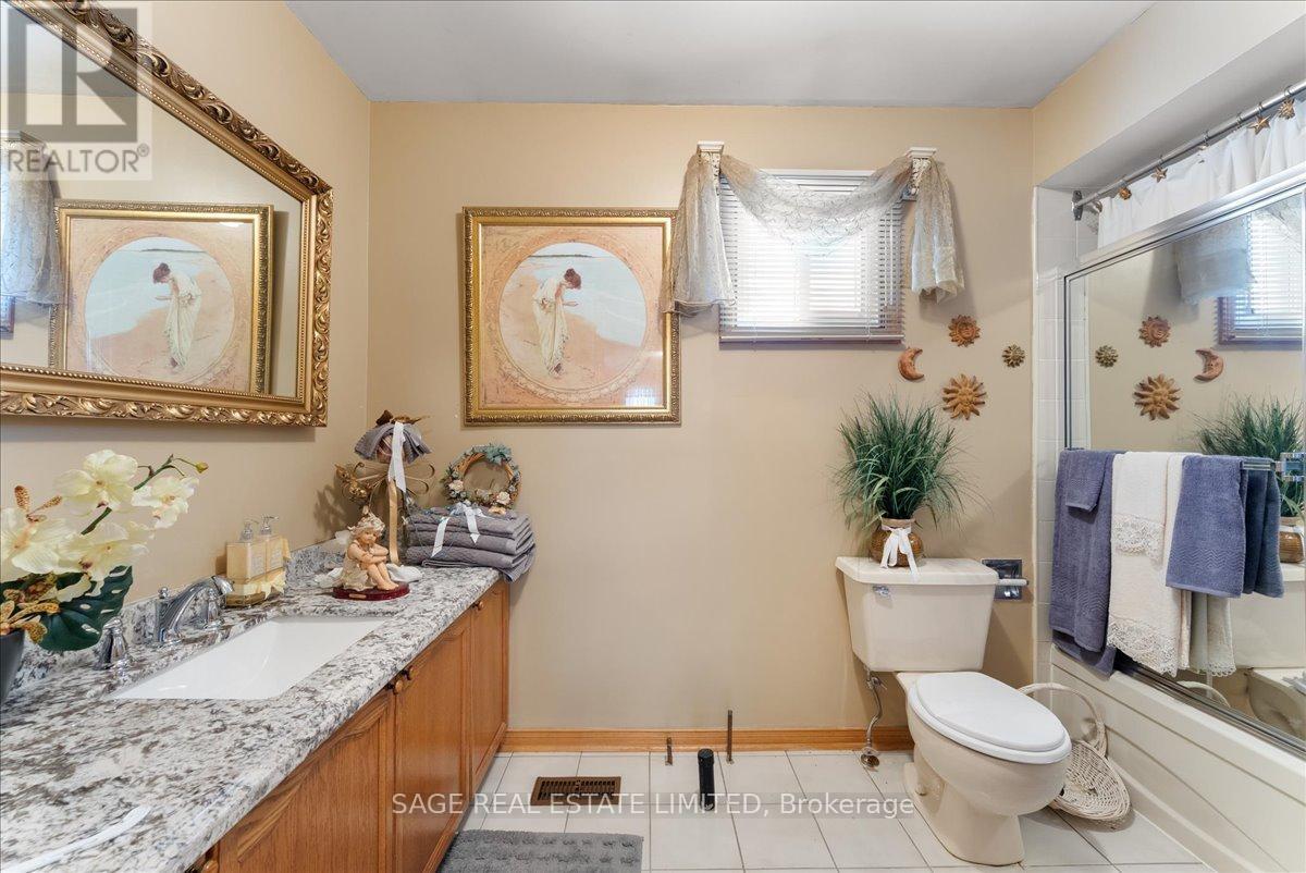 116 Butterfield Crescent, Vaughan, Ontario  L6A 1J3 - Photo 33 - N13476202