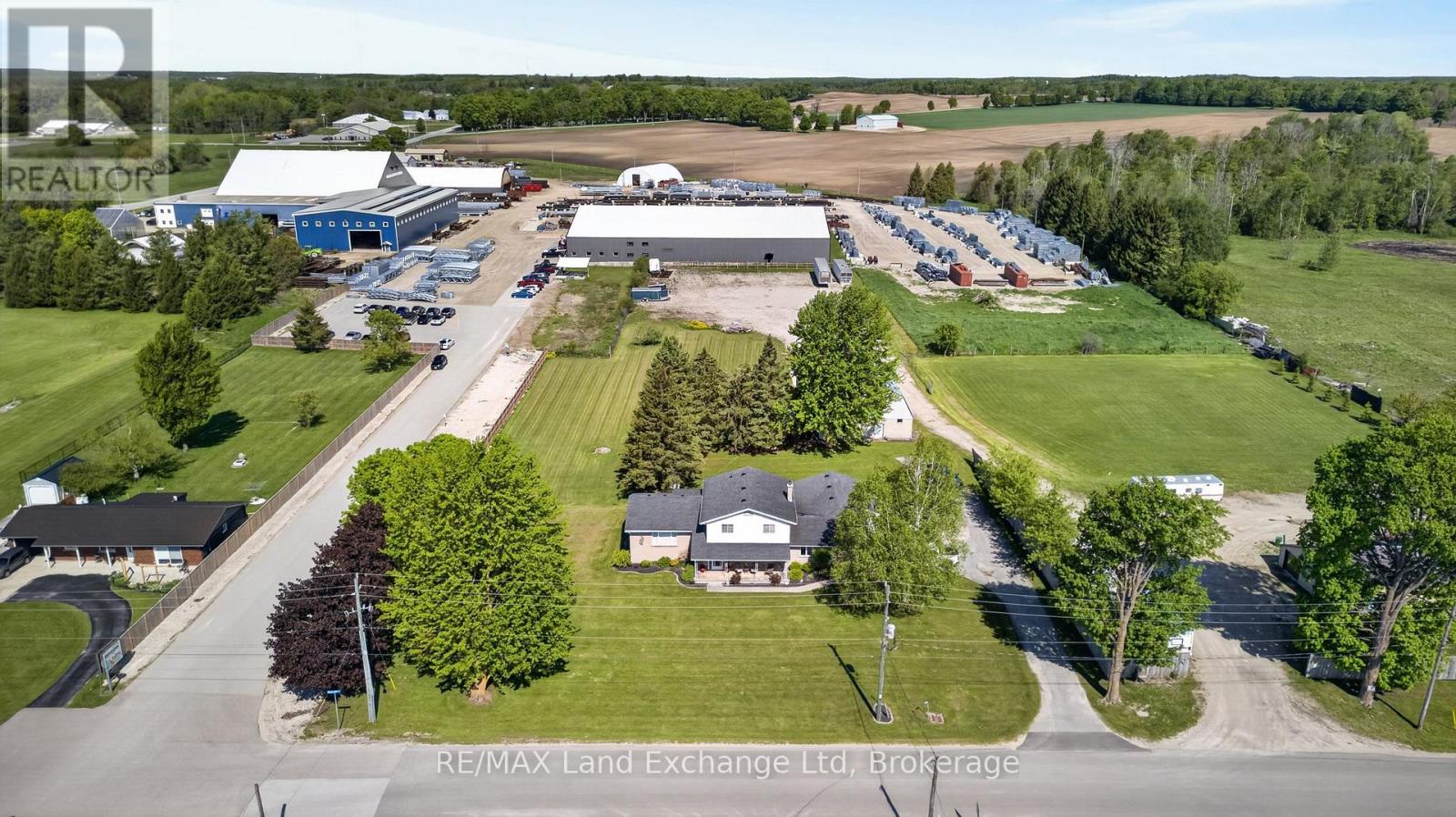 696 Josephine Street, North Huron, Ontario  N0G 2W0 - Photo 2 - X13473756