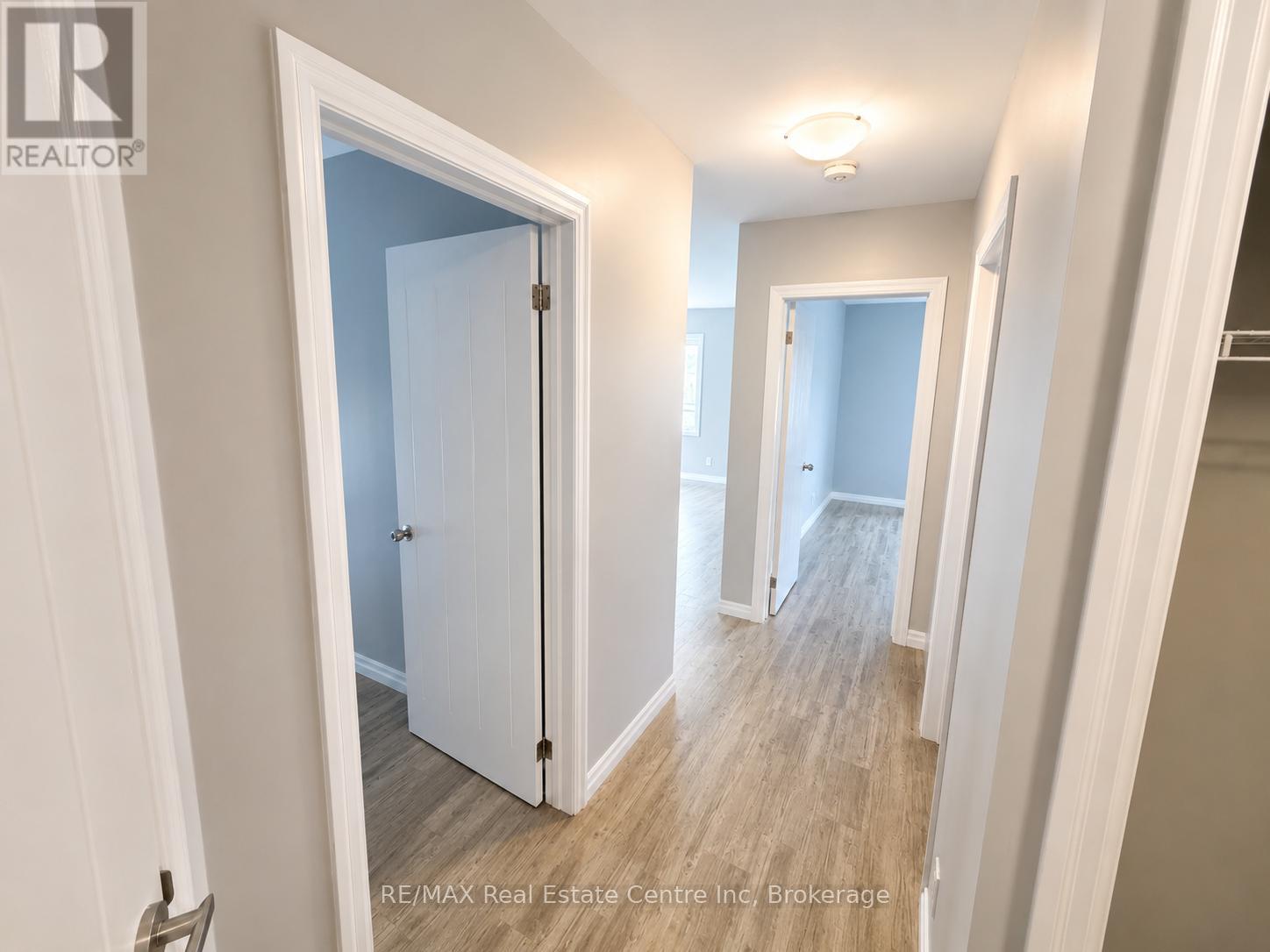 11 - 108 Summit Ridge Drive, Guelph, Ontario  N1E 0P8 - Photo 7 - X13473622