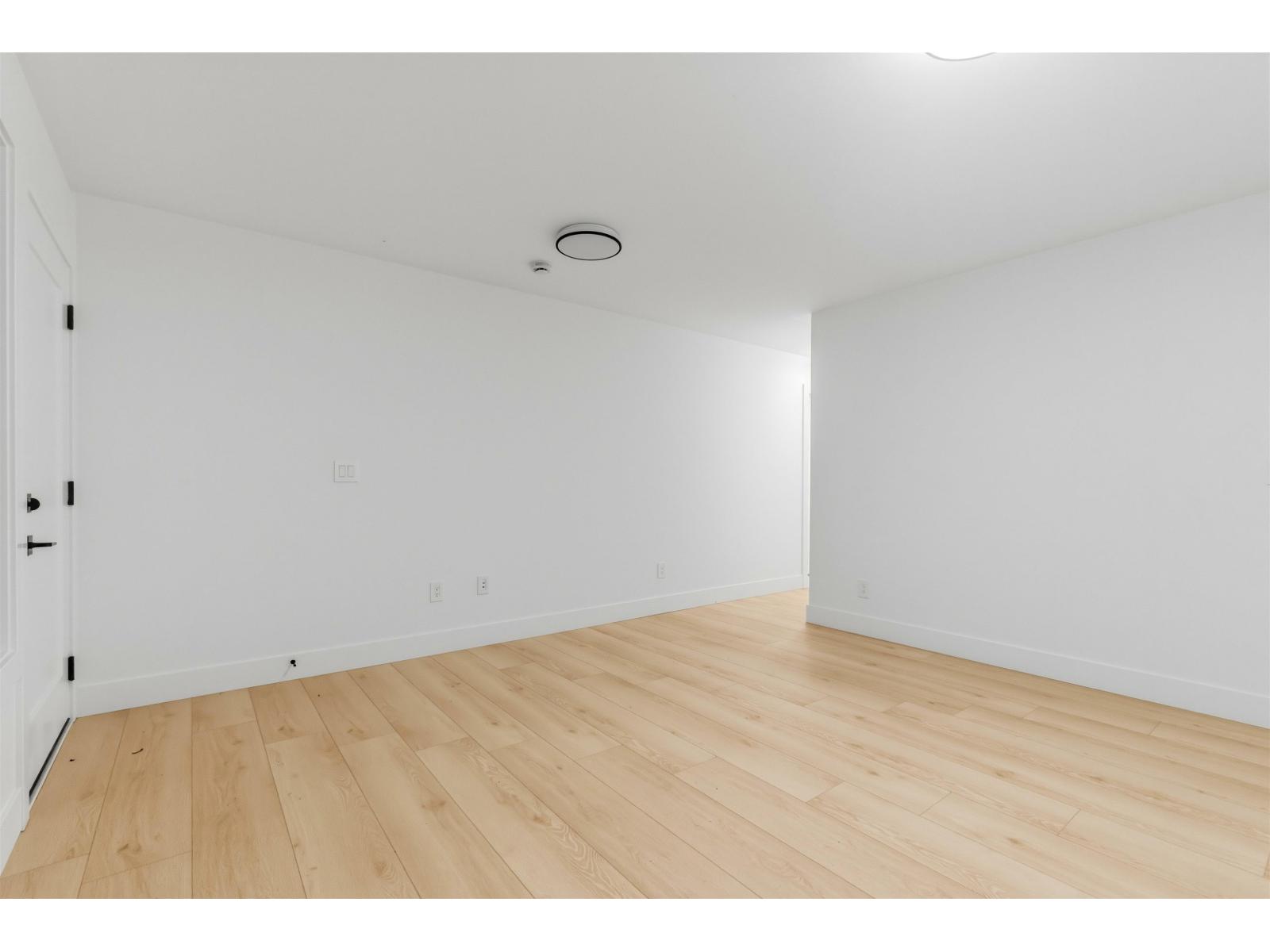 7128 204 Street, Langley, British Columbia  V2Y 3S7 - Photo 36 - R3138614