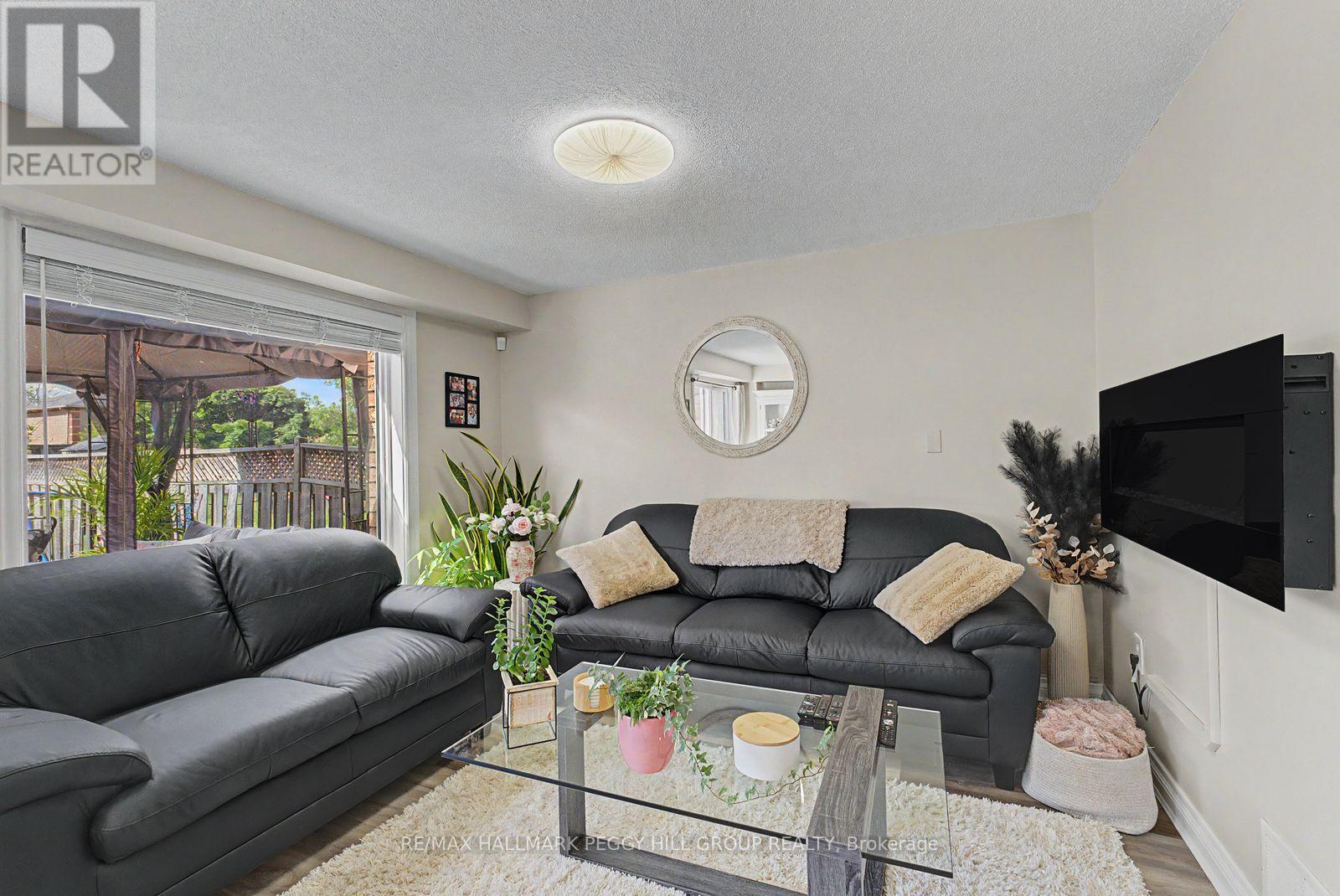 25 Bibby Court, Barrie, Ontario  L4N 8T4 - Photo 6 - S13414488