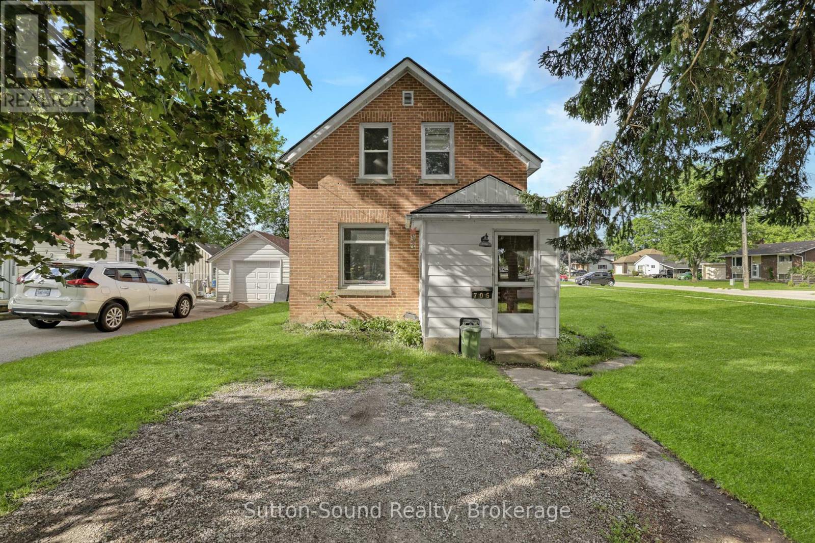 705 17th Street E, Owen Sound, Ontario  N4K 2A4 - Photo 1 - X13474410