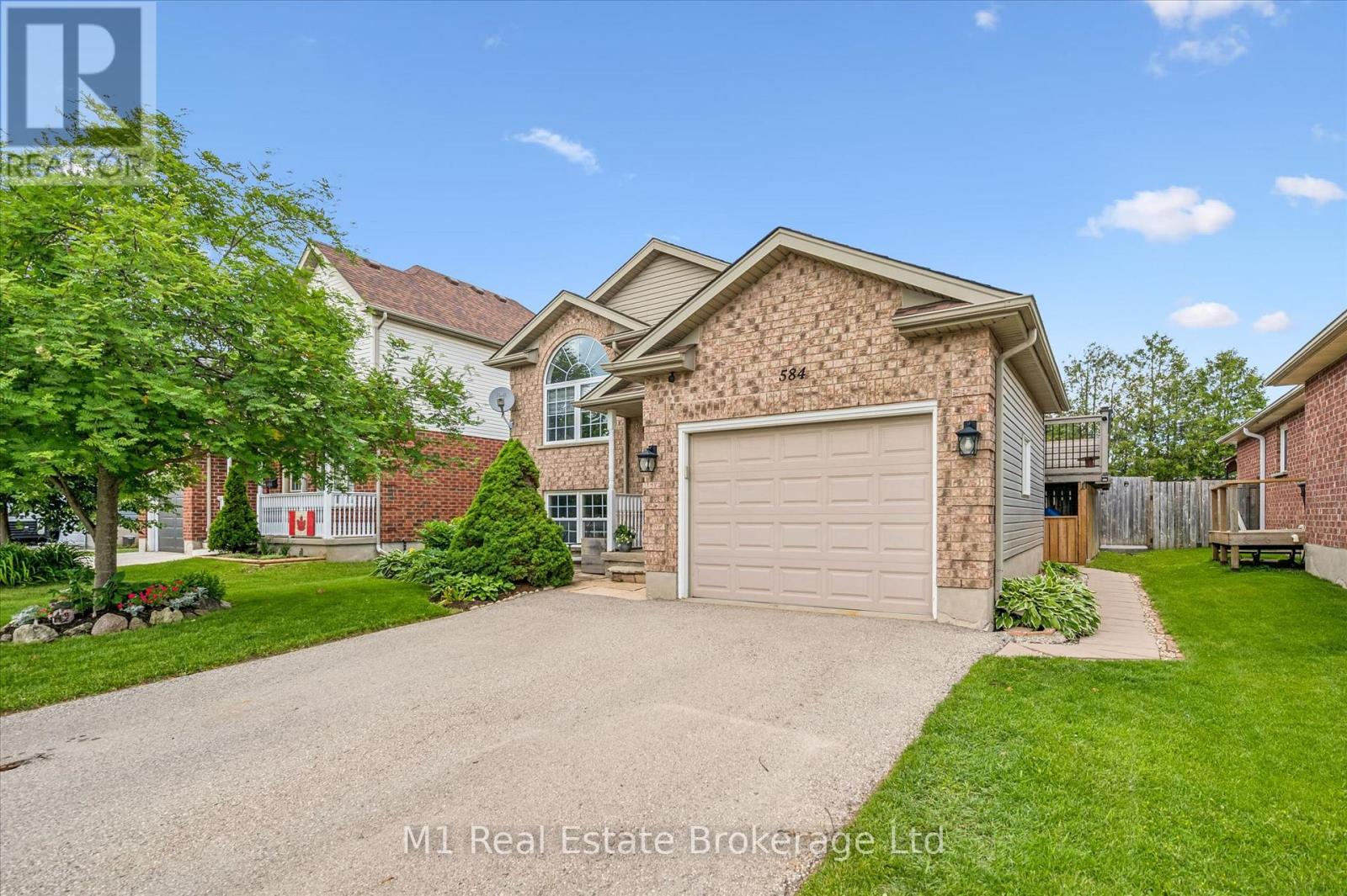 584 Mctavish Street, Centre Wellington, Ontario  N1M 3V5 - Photo 3 - X13474872