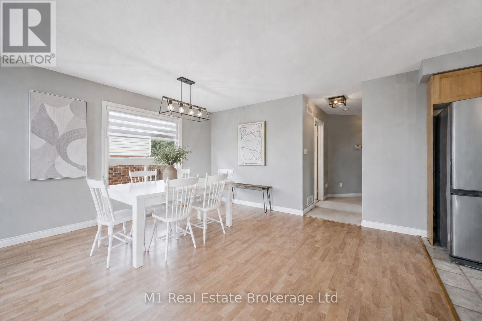584 Mctavish Street, Centre Wellington, Ontario  N1M 3V5 - Photo 11 - X13474872