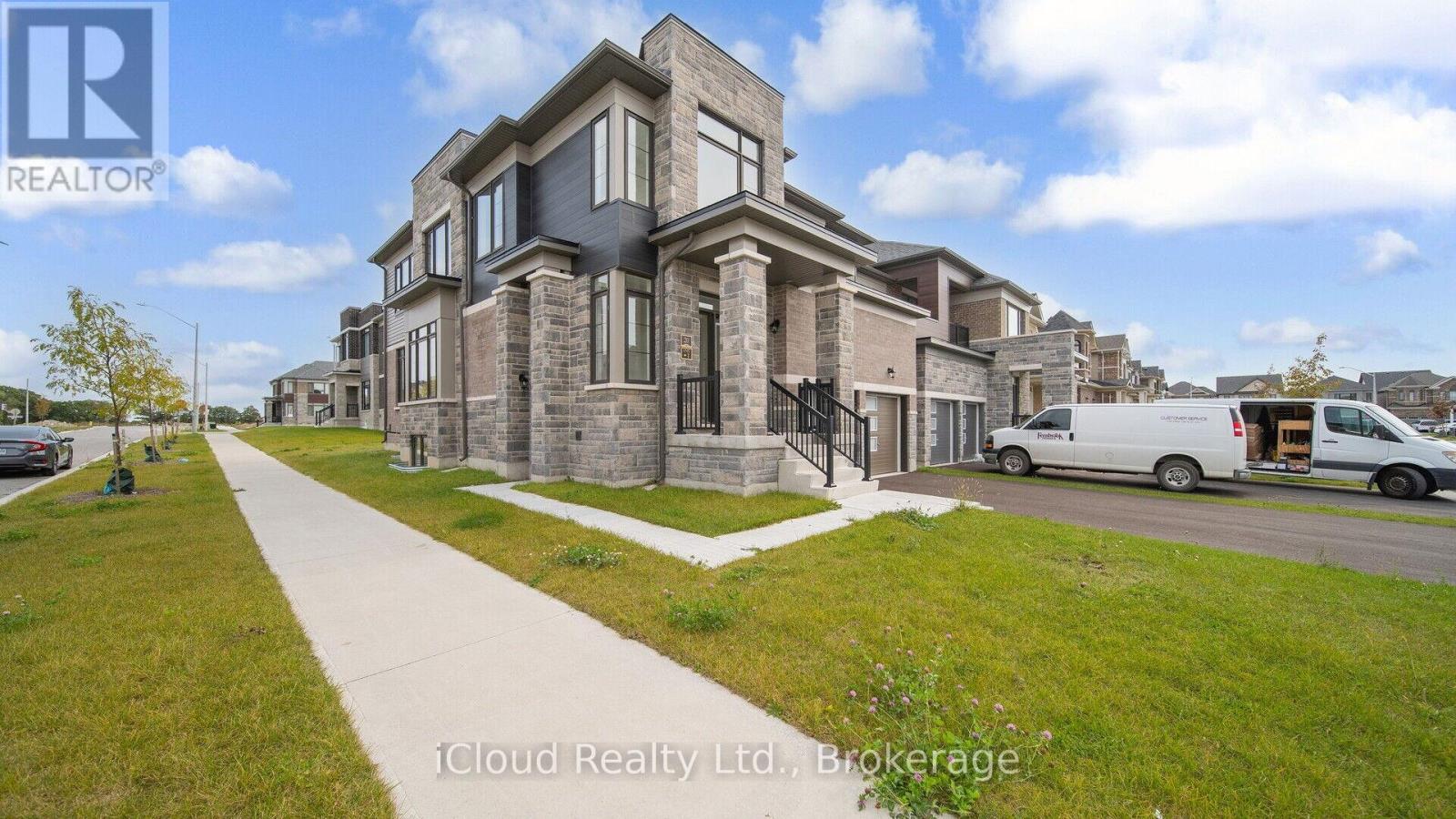 Unit 1 - 20 Ludlow Drive, Barrie, Ontario  L9S 2Z8 - Photo 2 - S13473818
