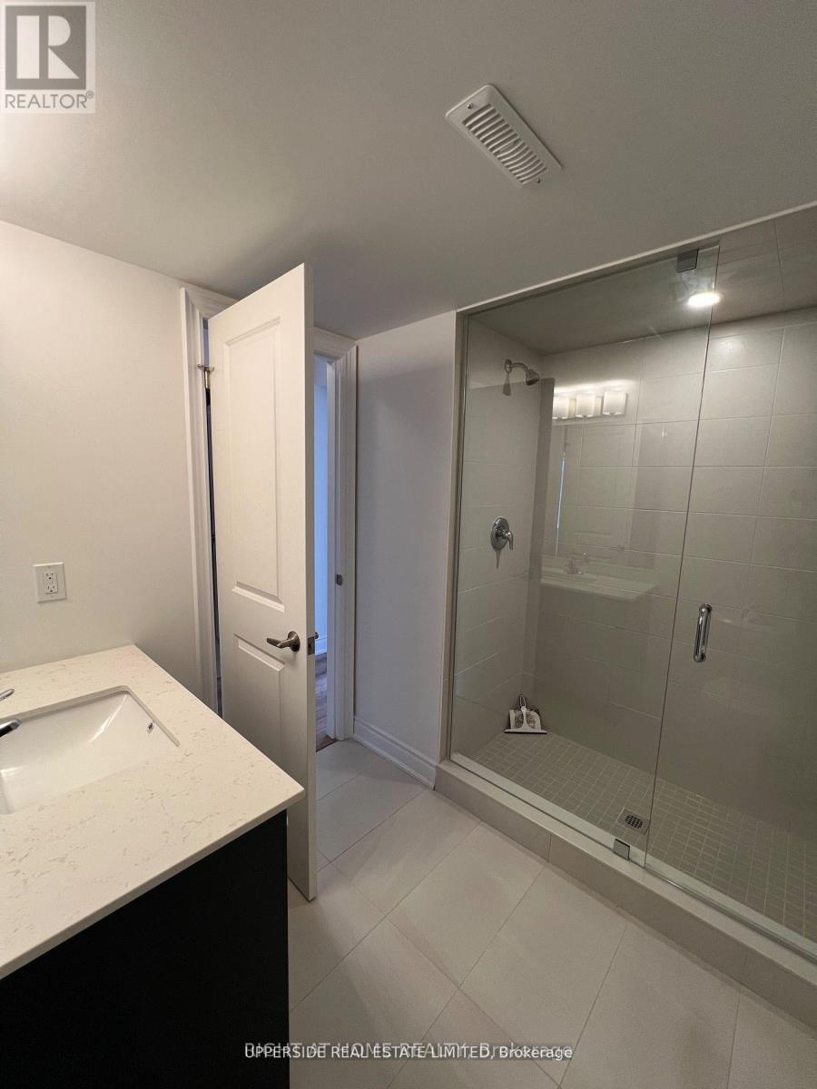 51 Hay Lane, Barrie, Ontario  L9J 0C2 - Photo 7 - S13473910
