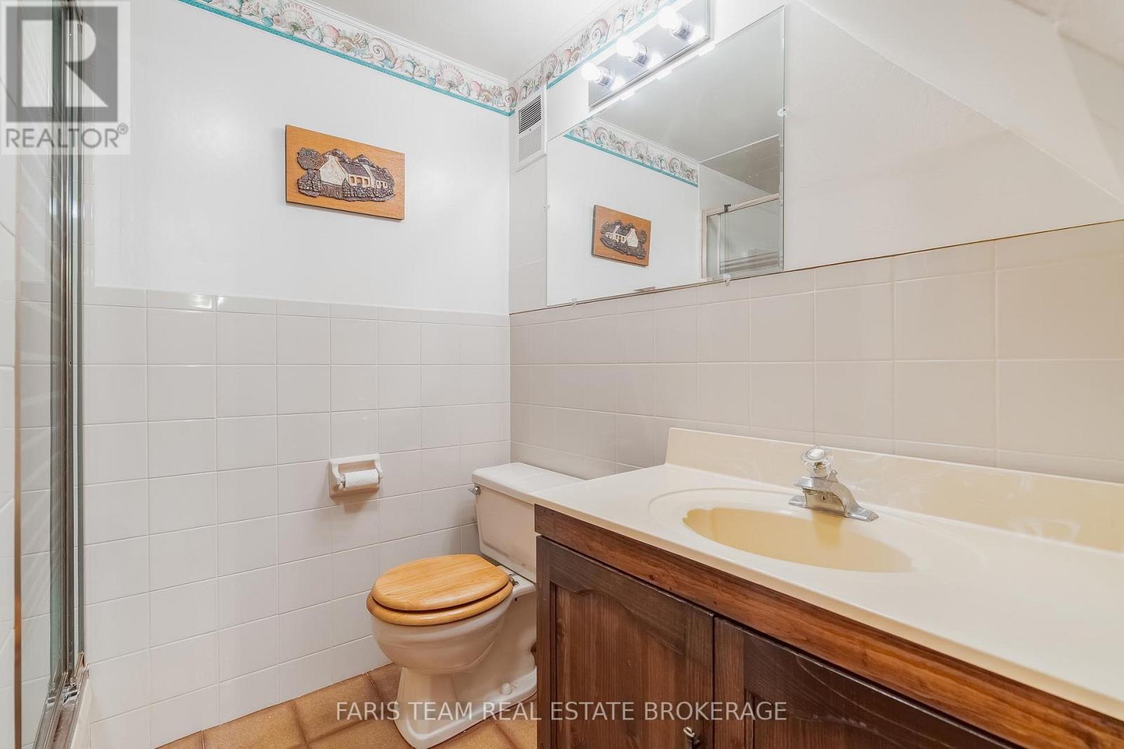37 Downsview Drive, Barrie, Ontario  L4M 4P9 - Photo 23 - S13474014