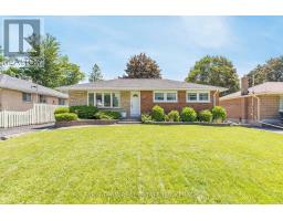 37 DOWNSVIEW DRIVE, Barrie, Ontario