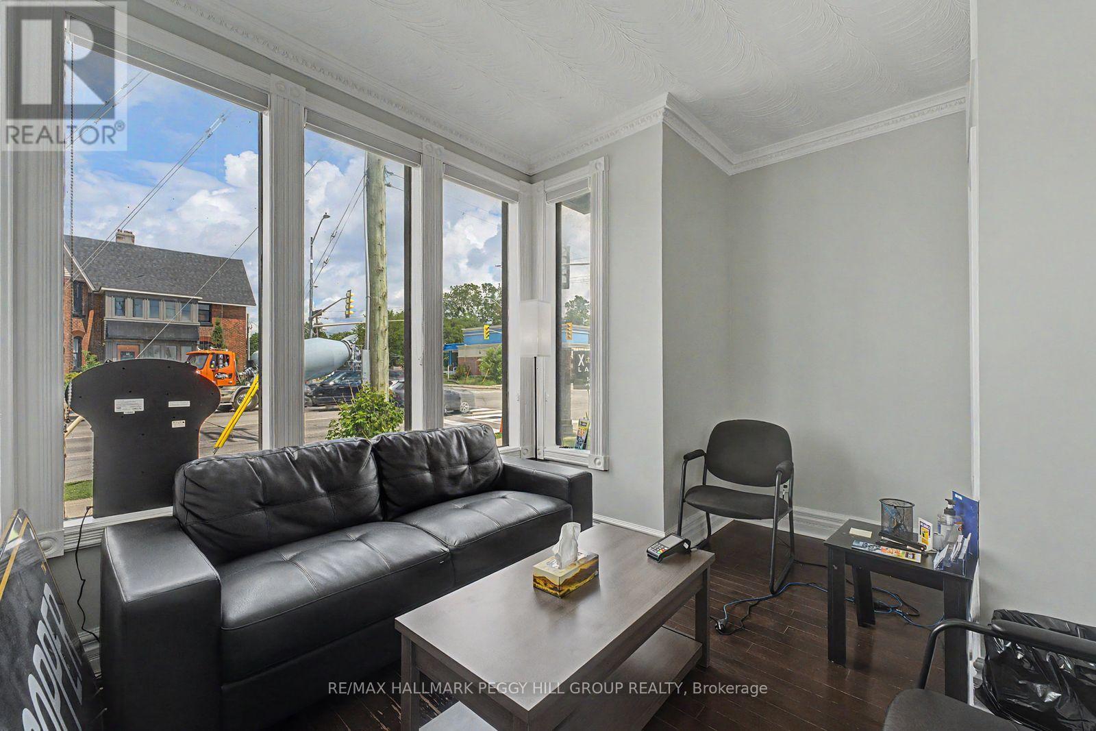 173 Dunlop Street W, Barrie, Ontario L4N 1B4 - Photo 4 - S13474354