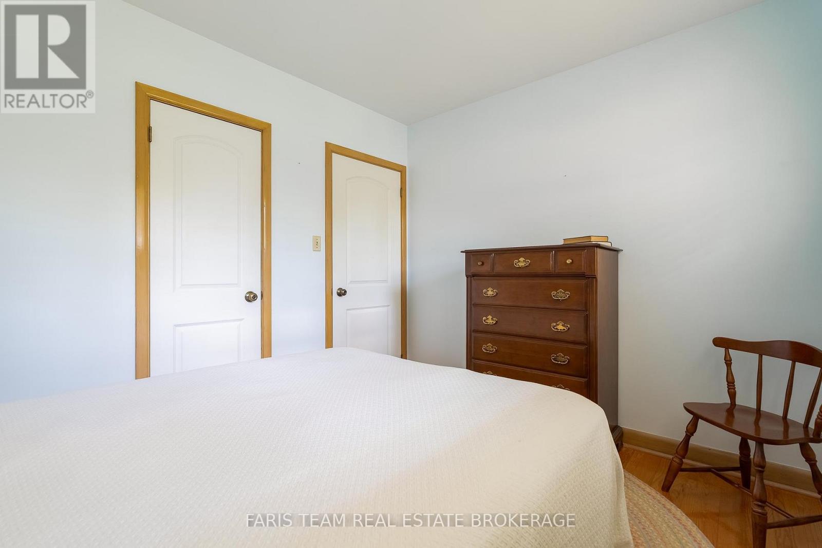 37 Downsview Drive, Barrie, Ontario  L4M 4P9 - Photo 16 - S13474014