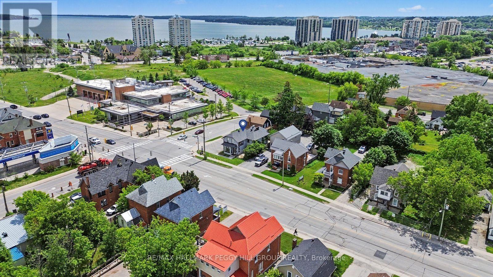 173 Dunlop Street W, Barrie, Ontario L4N 1B4 - Photo 2 - S13474354