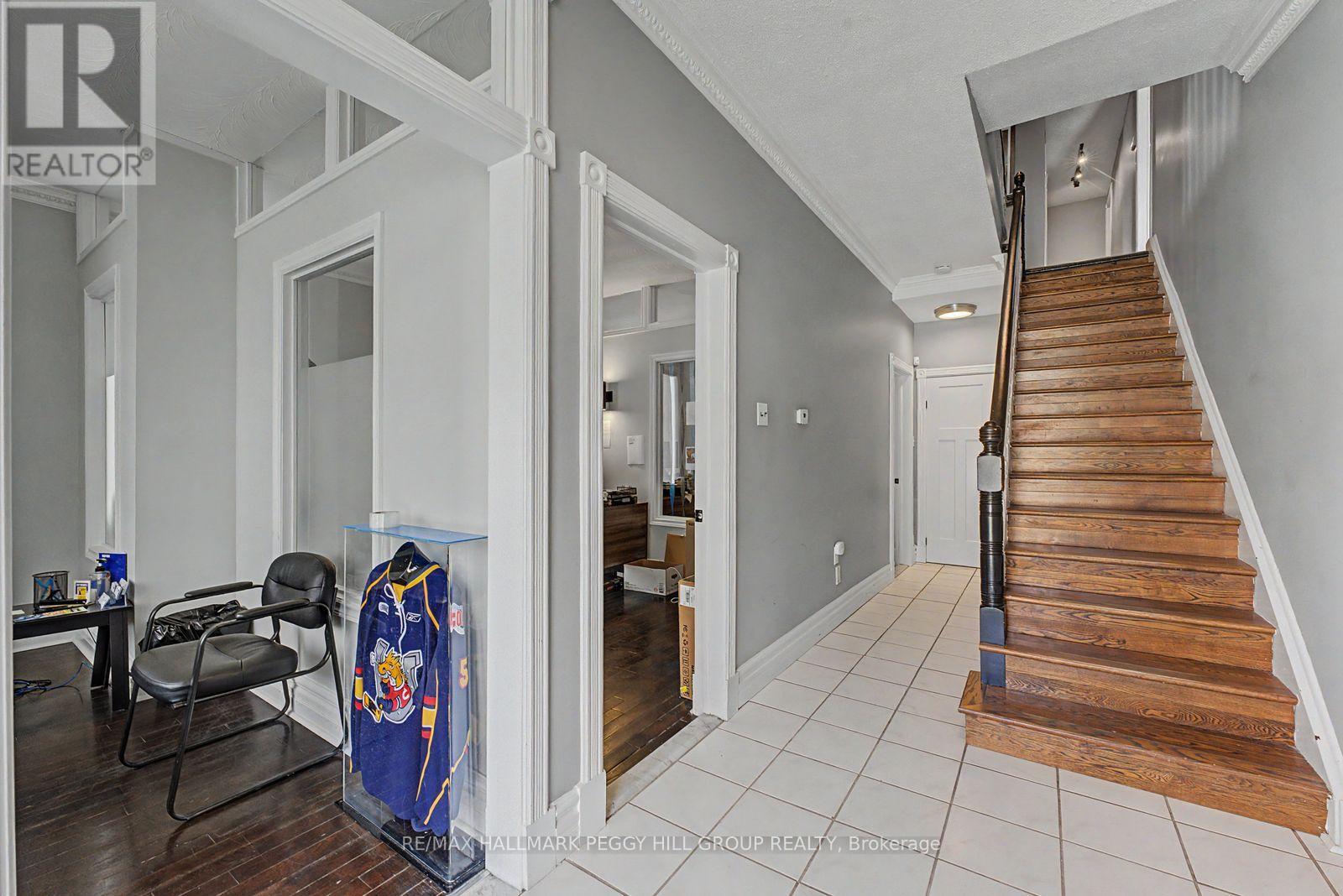 173 Dunlop Street W, Barrie, Ontario L4N 1B4 - Photo 8 - S13474354