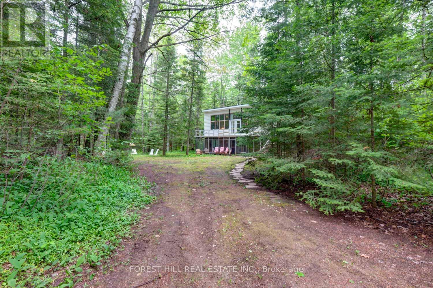 49 Leslie Street, Wasaga Beach, Ontario  L9Z 2R3 - Photo 6 - S13474528