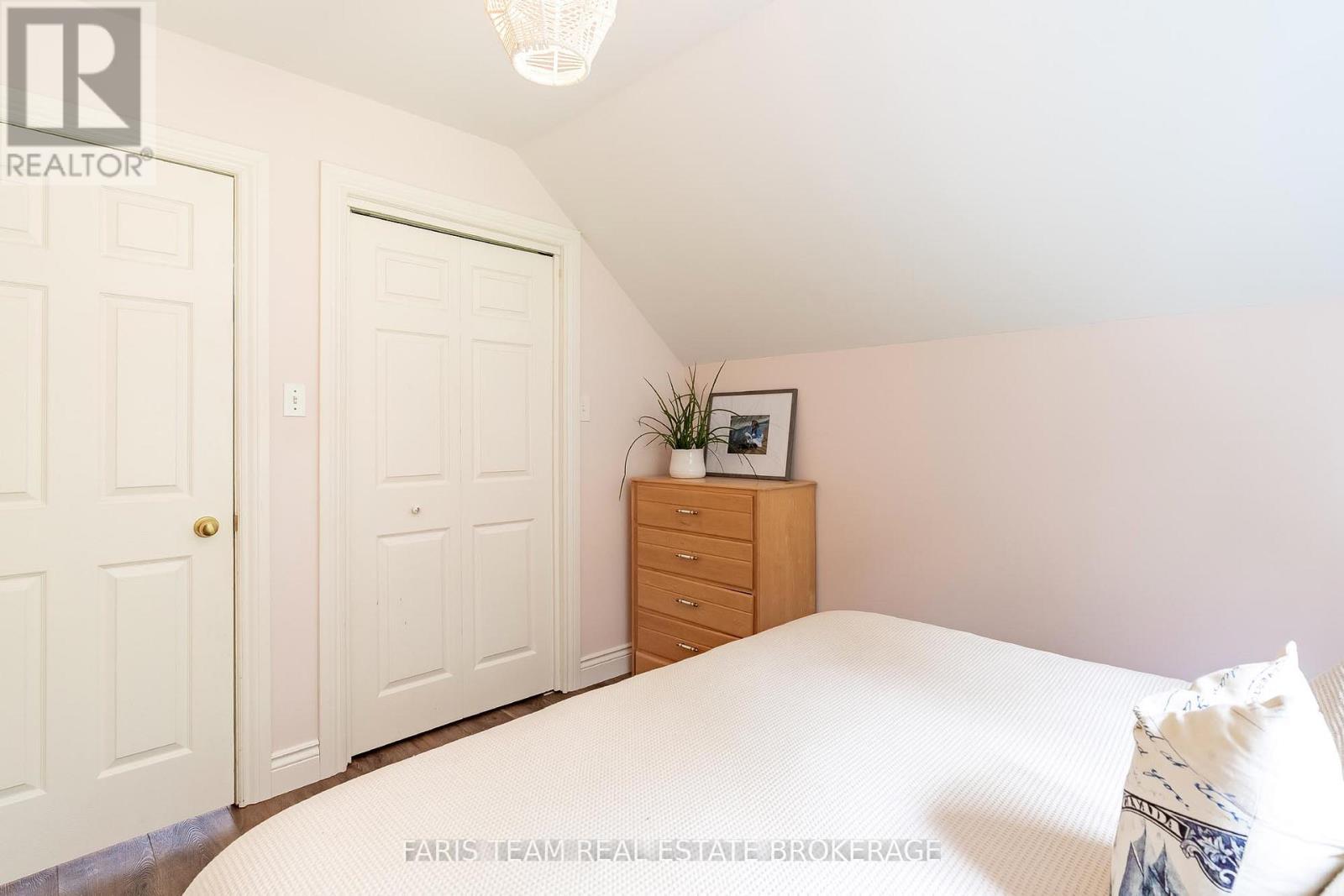 2268 Flos Road 10 E, Springwater, Ontario  L0L 1P0 - Photo 23 - S13474194