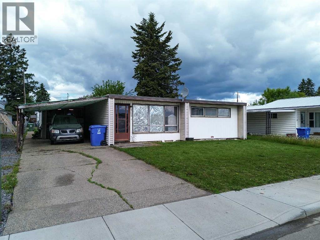 5104 47 Street, Rocky Mountain House, Alberta T4T 1M4 - Photo 2 - A2322771