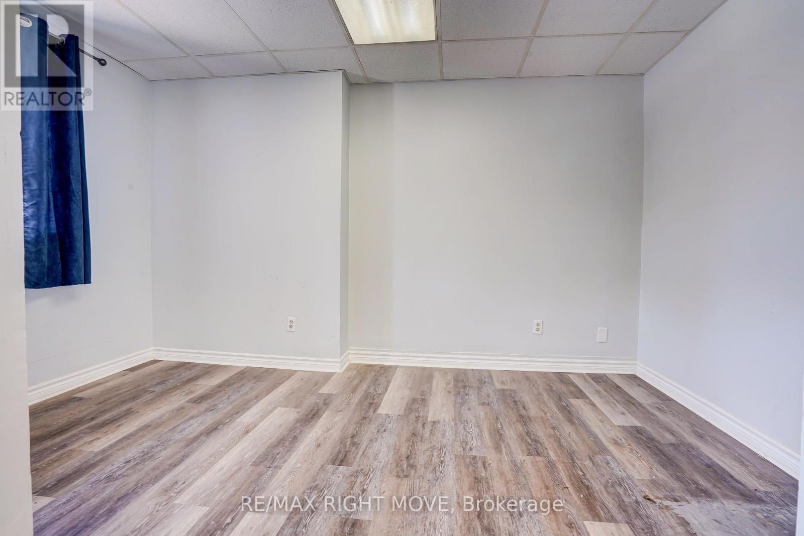 2 Front Street S, Orillia, Ontario L3V 4R9 - Photo 16 - S13474726