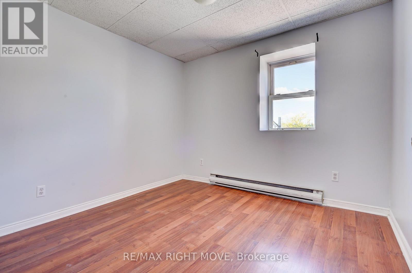 2 Front Street S, Orillia, Ontario L3V 4R9 - Photo 13 - S13474726