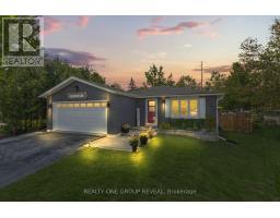 42 SINCLAIR COURT, Barrie, Ontario