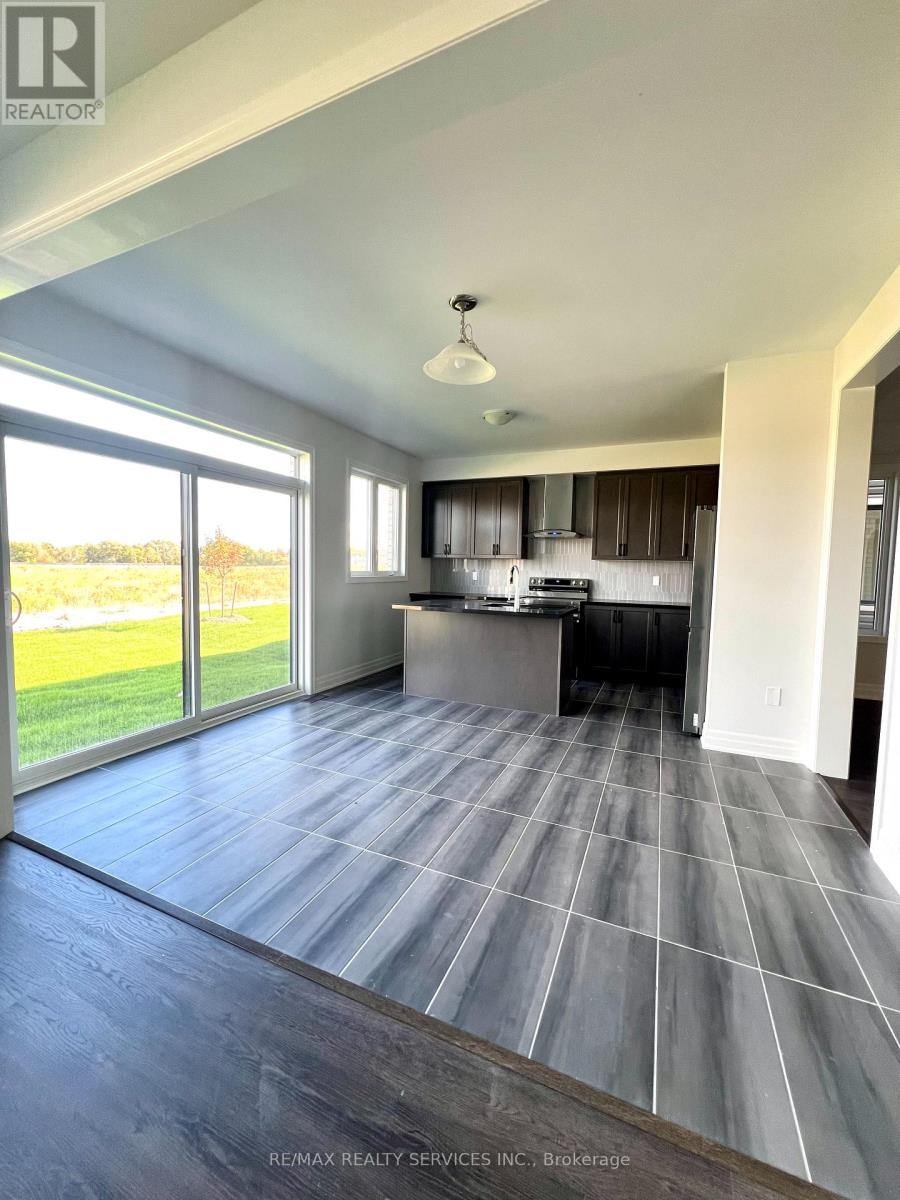 156 Union Boulevard, Wasaga Beach, Ontario  L9G 0N9 - Photo 5 - S13475364