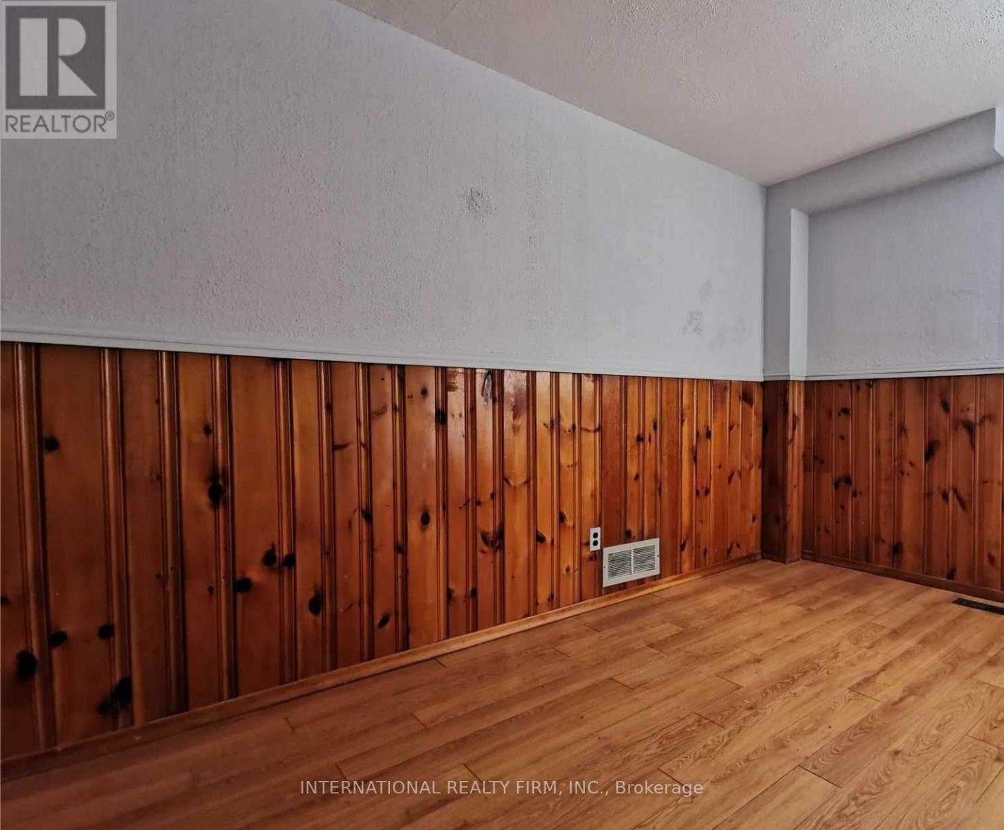 280 Cook Street E, Barrie, Ontario L4M 4H8 - Photo 2 - S13475400