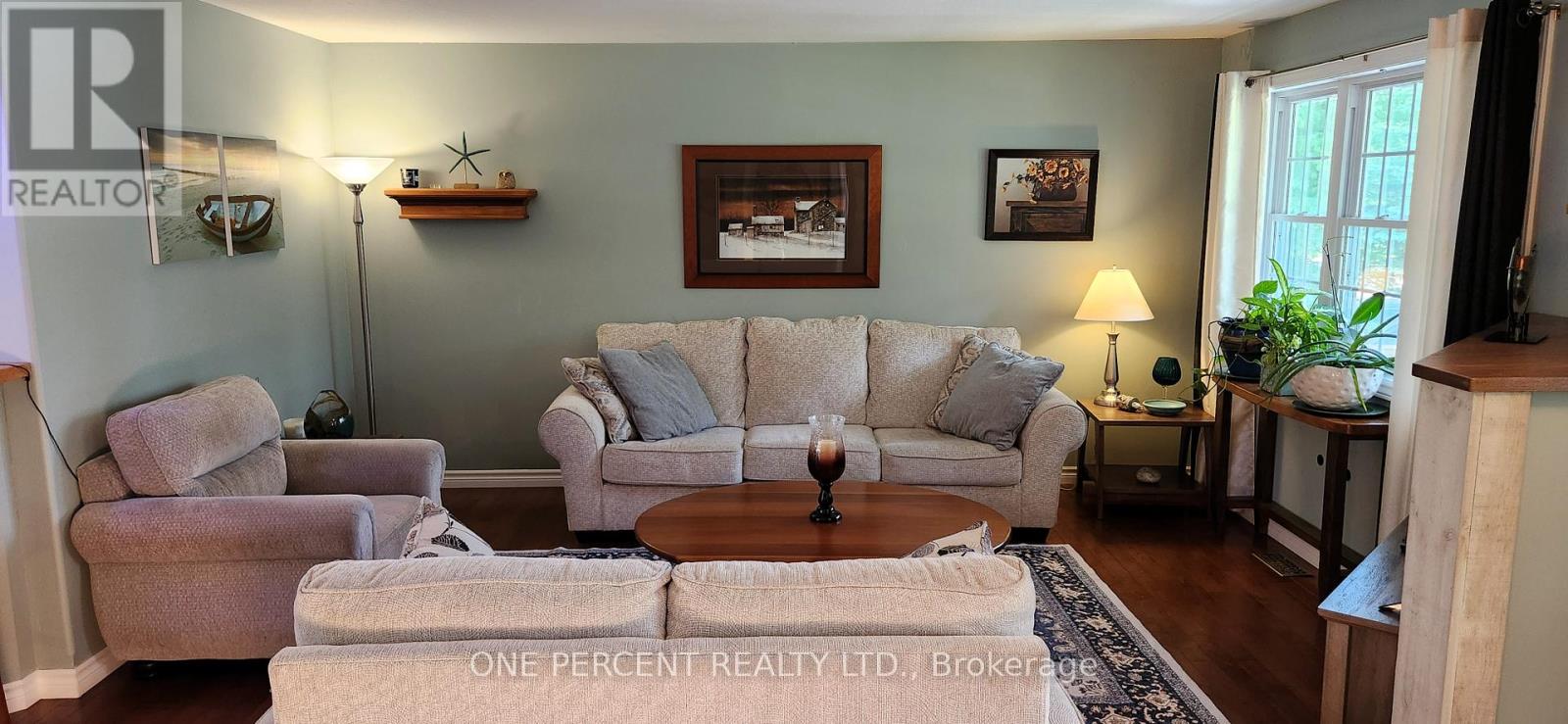 9 Hunt Road, Tiny (Wyevale), Ontario  L0L 2T0 - Photo 4 - S13475798