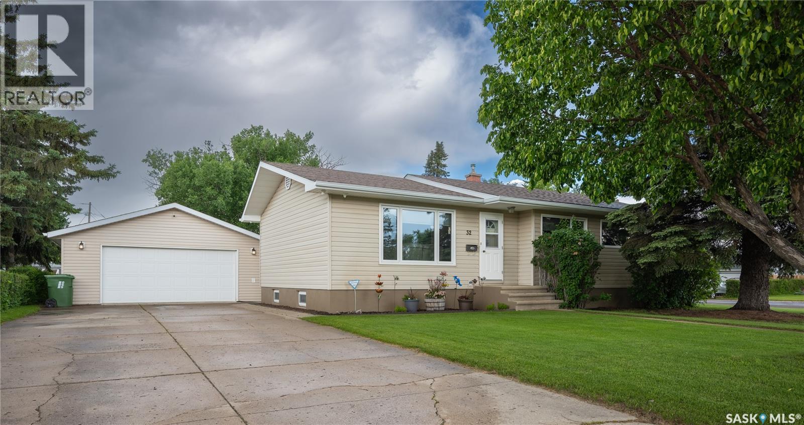 32 Victor PLACE, Yorkton, Saskatchewan