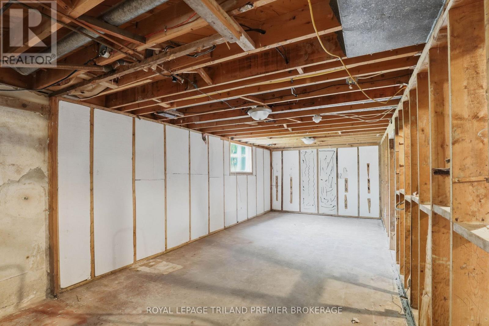 190 Gladman Avenue, London South, Ontario  N6J 1X5 - Photo 33 - X13475124