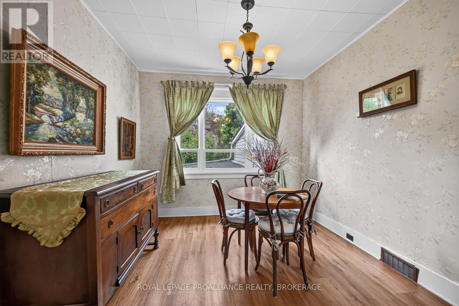 164 Pearl Street W, Brockville, Ontario  K6V 4C8 - Photo 12 - X13474620