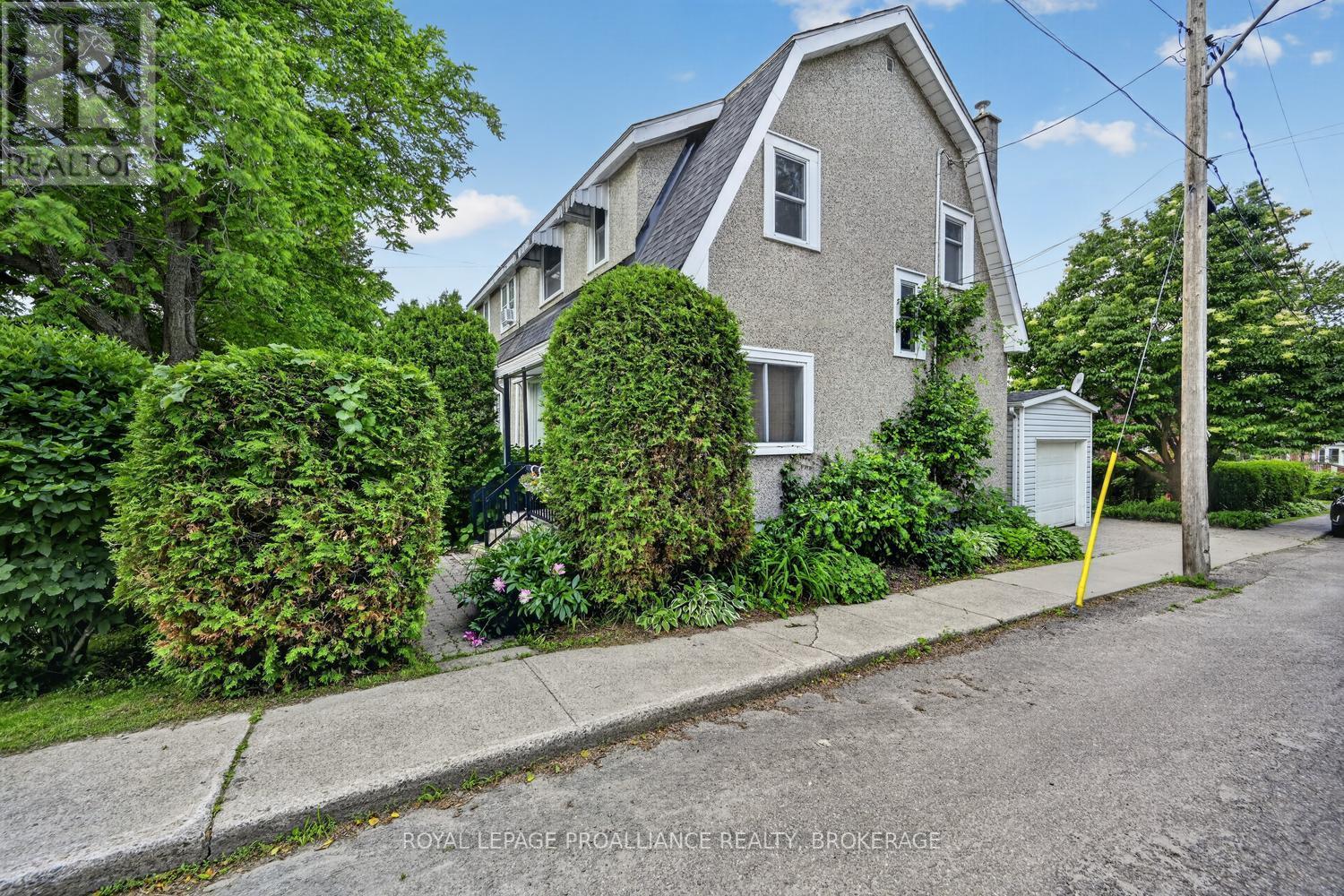164 Pearl Street W, Brockville, Ontario  K6V 4C8 - Photo 2 - X13474620
