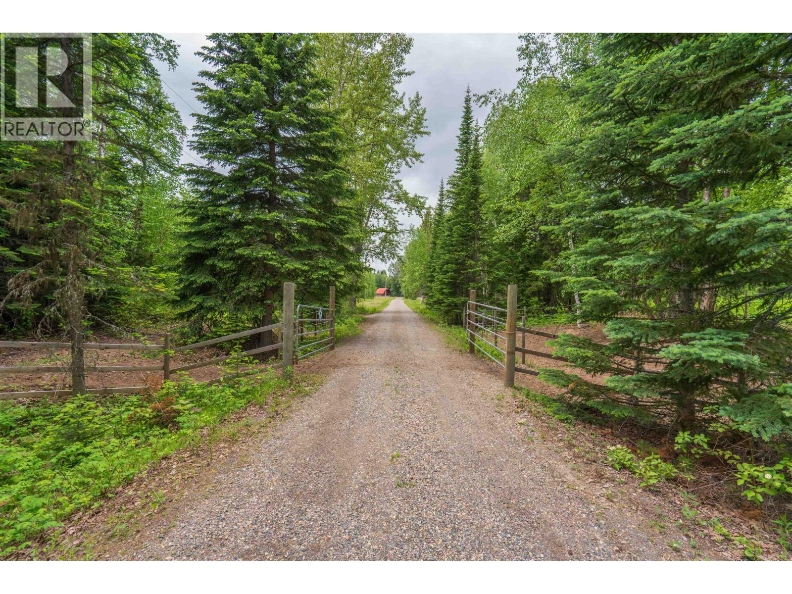 22405 Chief Lake Road, Prince George, British Columbia  V2K 5K5 - Photo 40 - R3138334