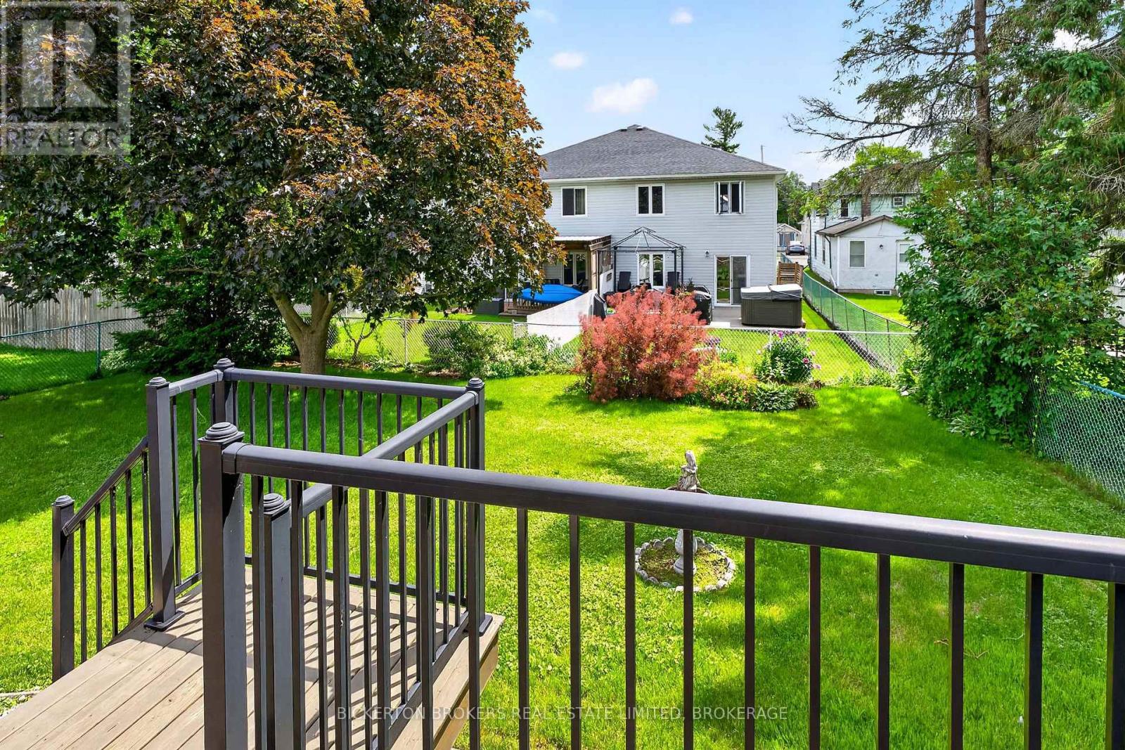 365 Oak Street, Gananoque, Ontario  K7G 2R7 - Photo 12 - X13475278