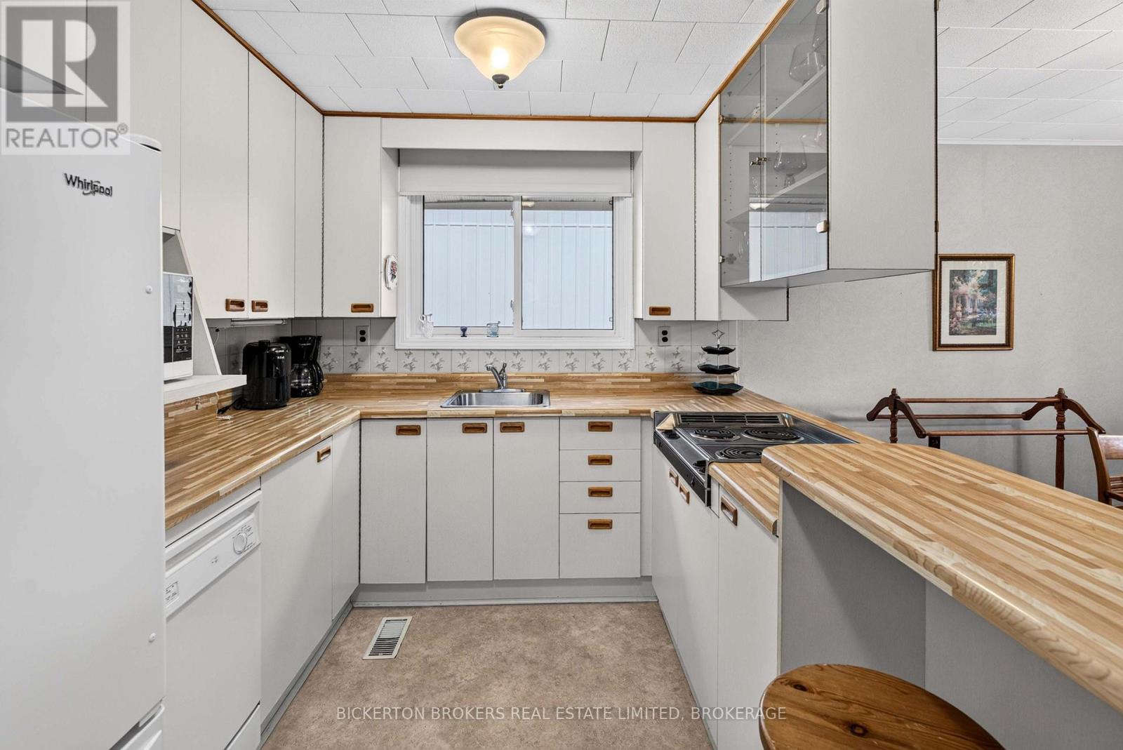 365 Oak Street, Gananoque, Ontario  K7G 2R7 - Photo 23 - X13475278