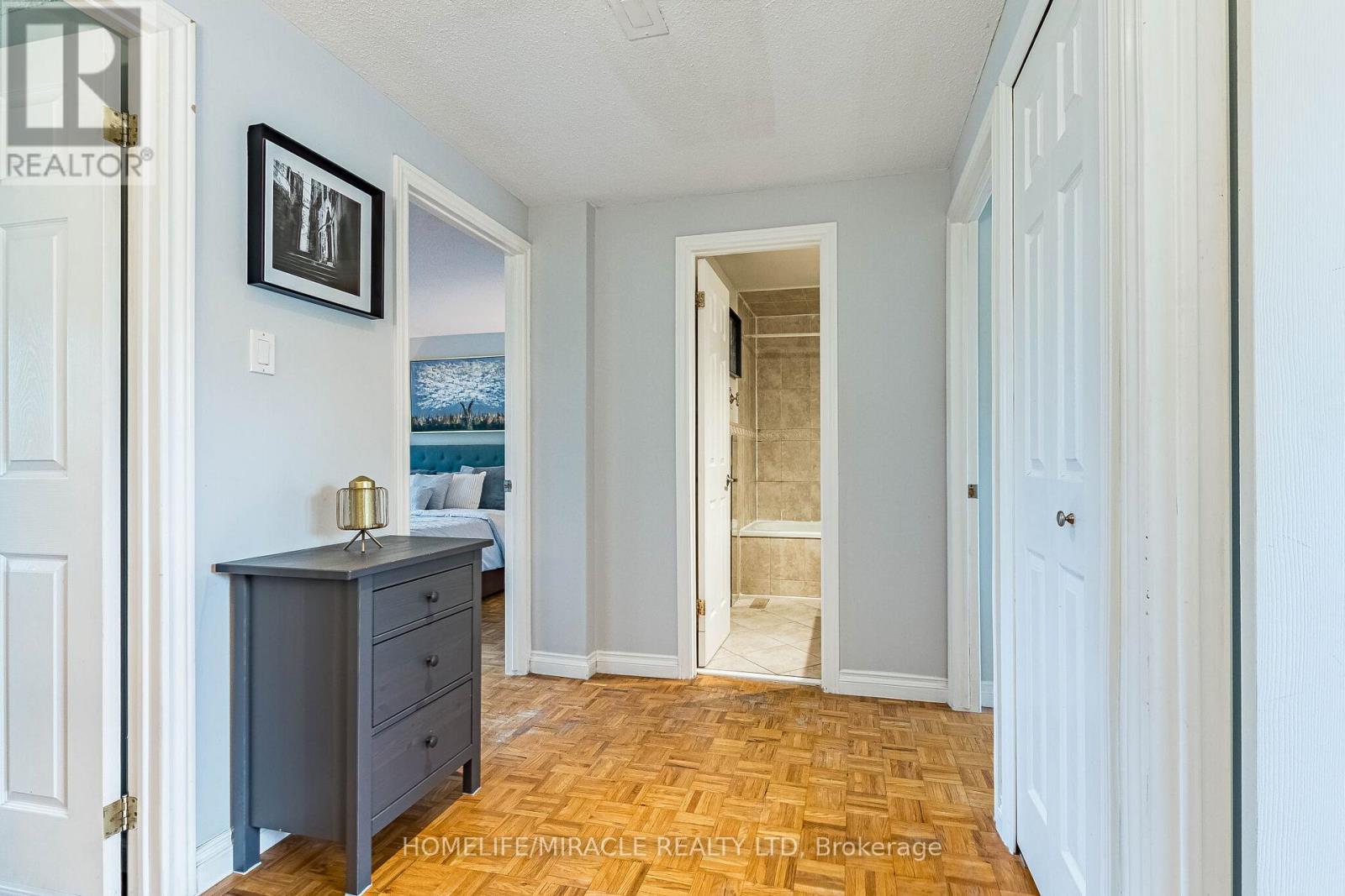 2335 Council Ring Road, Mississauga, Ontario  L5L 1B9 - Photo 20 - W13442912