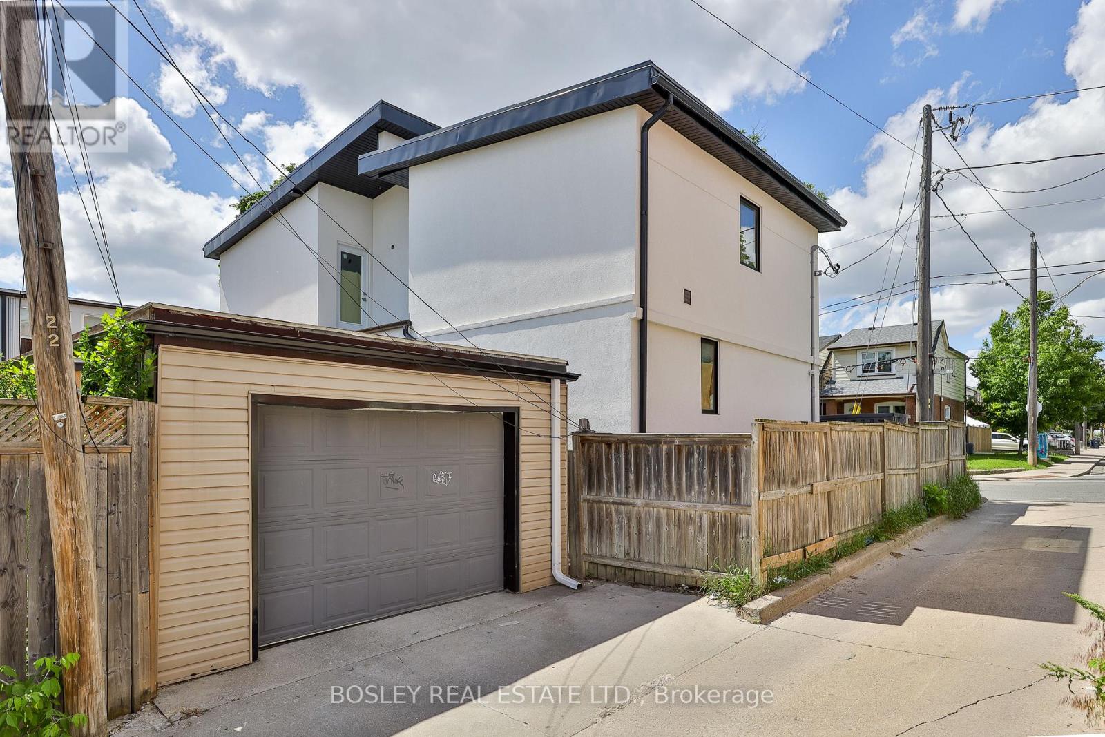 121 Blackthorn Avenue, Toronto, Ontario  M6N 3H4 - Photo 50 - W13444918
