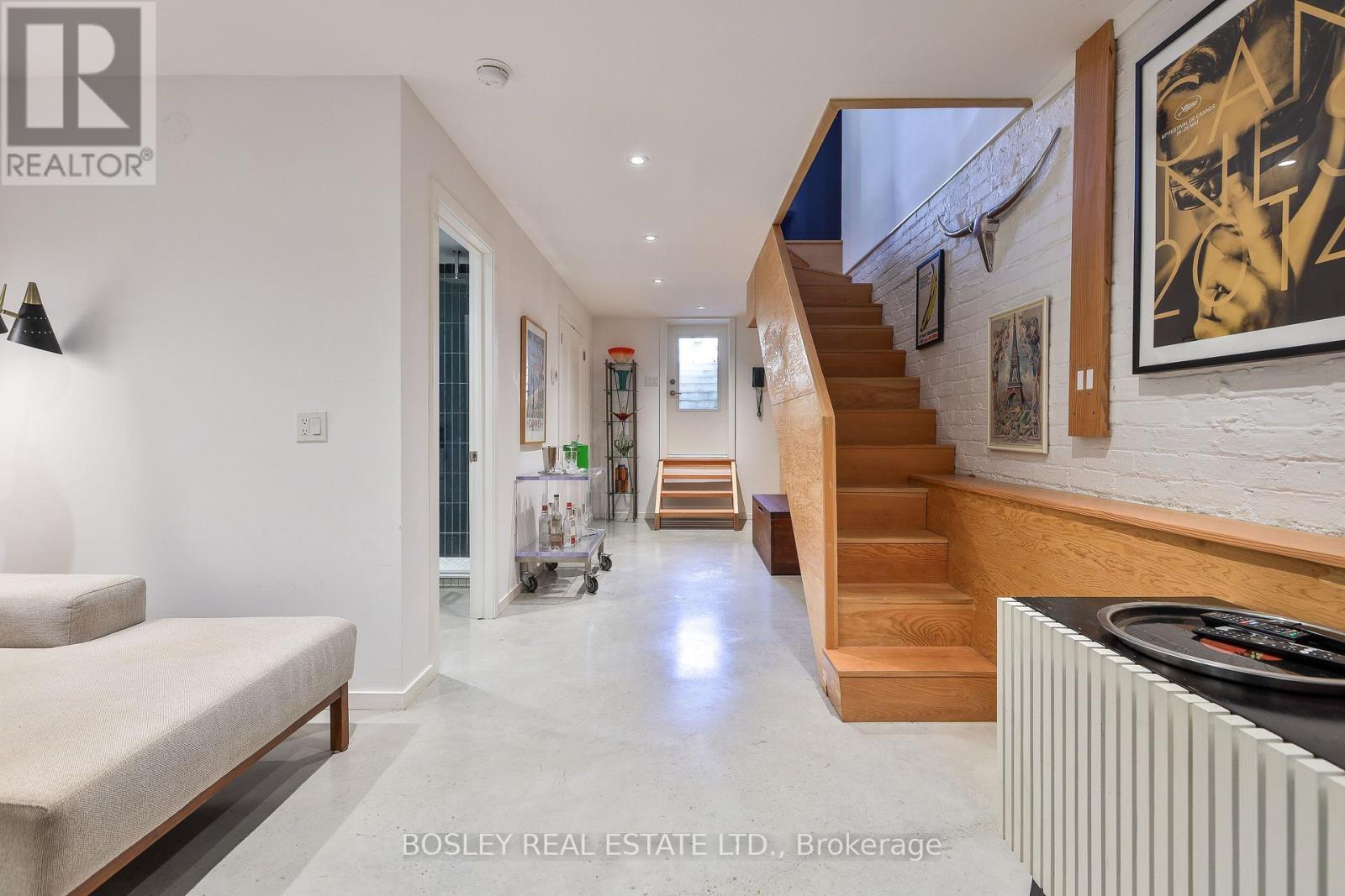 121 Blackthorn Avenue, Toronto, Ontario  M6N 3H4 - Photo 41 - W13444918