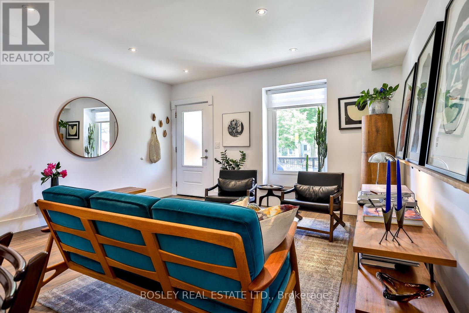 121 Blackthorn Avenue, Toronto, Ontario  M6N 3H4 - Photo 4 - W13444918