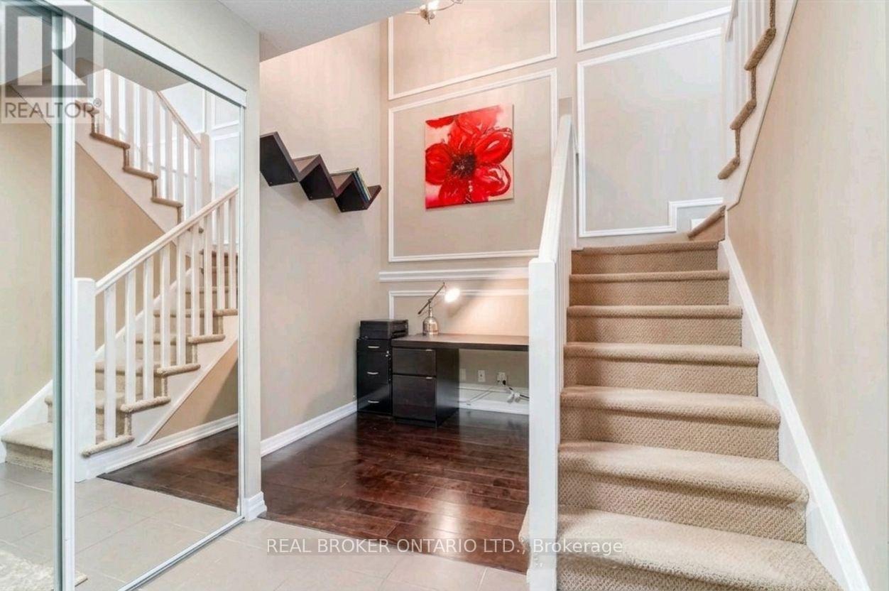 2101 - 223 Webb Drive, Mississauga, Ontario  L5B 0E8 - Photo 8 - W13456324