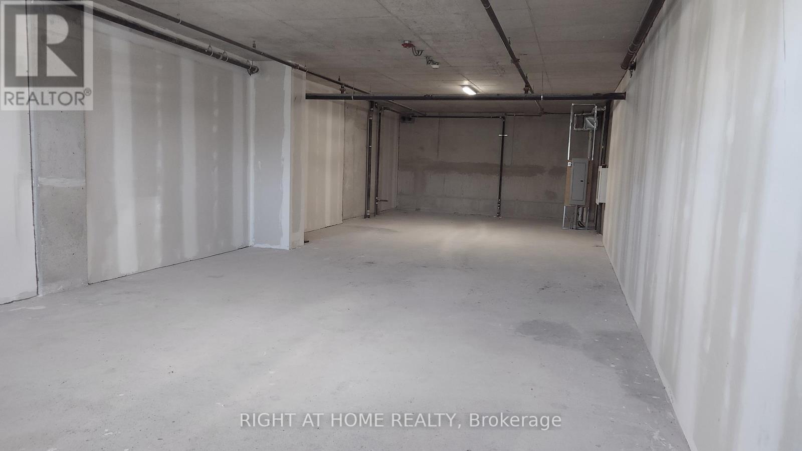 153 - 3401 Ridgeway Drive, Mississauga, Ontario  L5L 0B9 - Photo 6 - W13457386