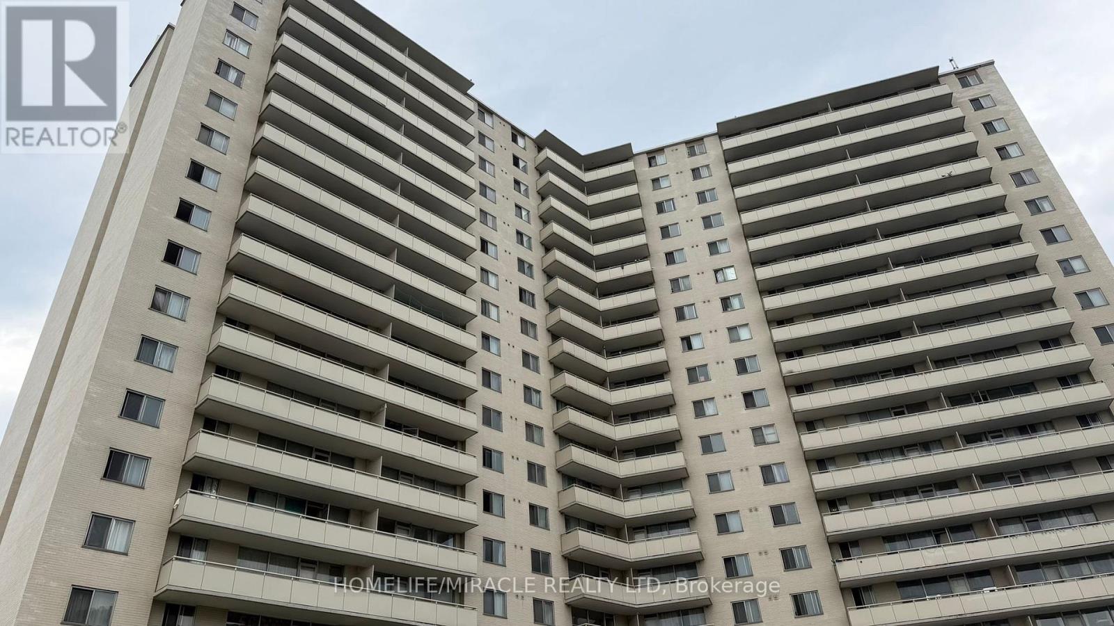 2170 Sherobee Road, Mississauga, Ontario  L5A 3P8 - Photo 17 - W13459494