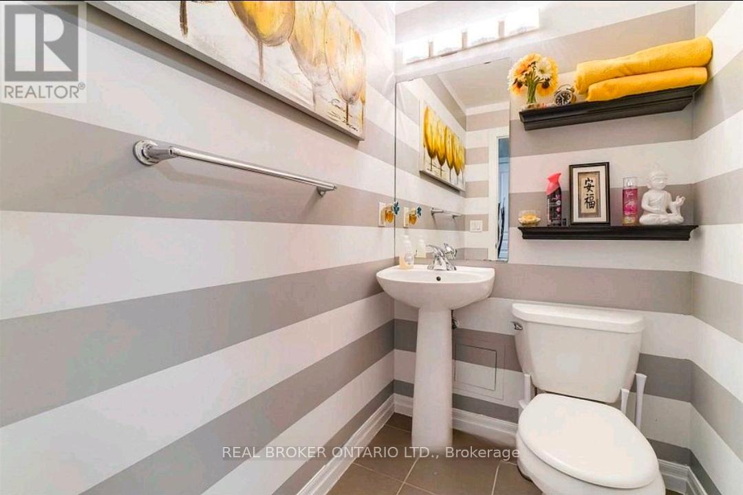2101 - 223 Webb Drive, Mississauga, Ontario  L5B 0E8 - Photo 11 - W13456324