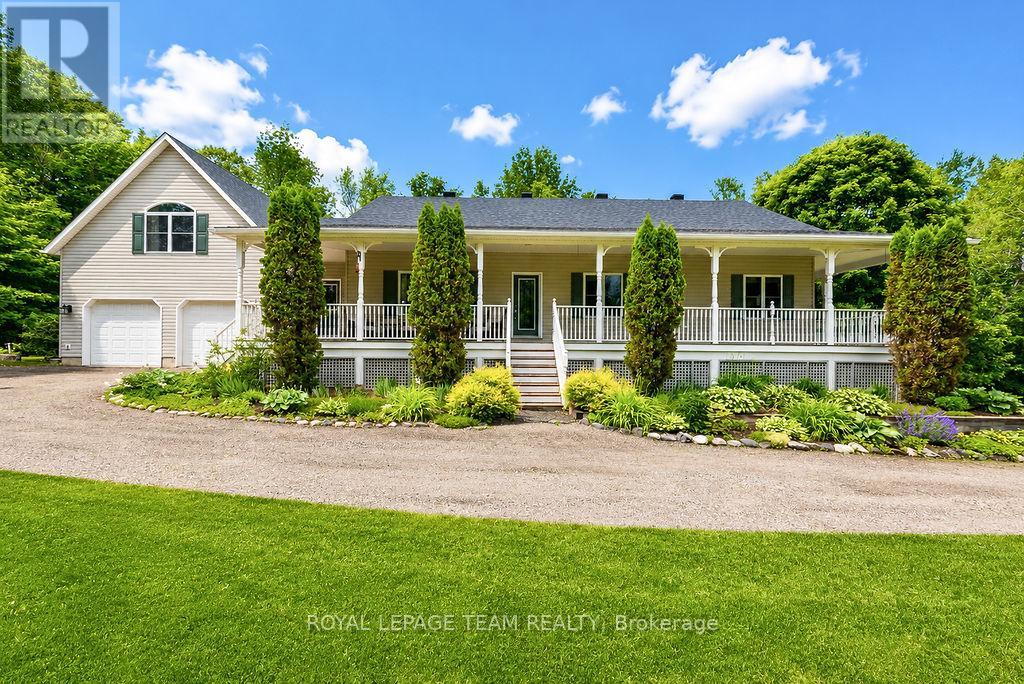 698 BARRYVALE ROAD, Greater Madawaska, Ontario