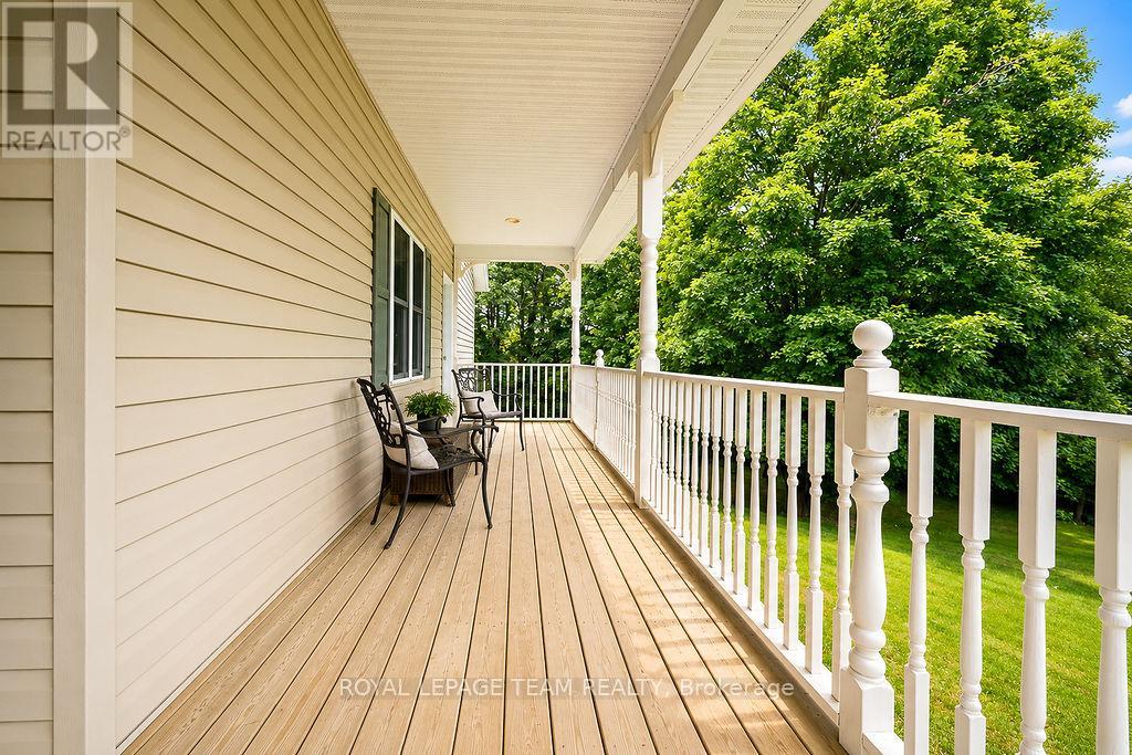 698 Barryvale Road, Greater Madawaska, Ontario  K0J 1H0 - Photo 9 - X13472828