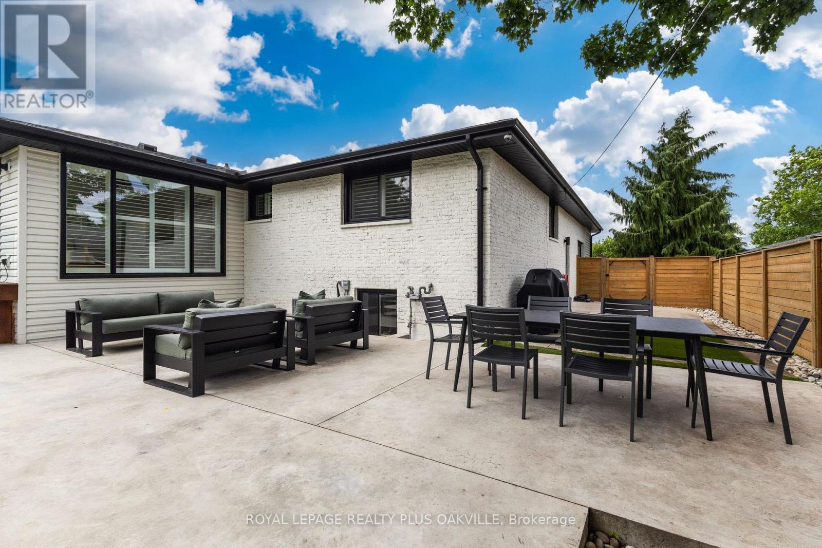 336 Tuck Drive, Burlington, Ontario  L7L 2R3 - Photo 39 - W13469774