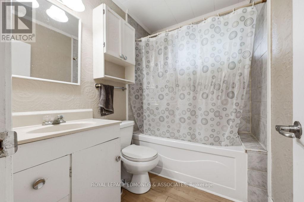 27 Achray Road, Laurentian Valley, Ontario  K8A 6L1 - Photo 20 - X13475282
