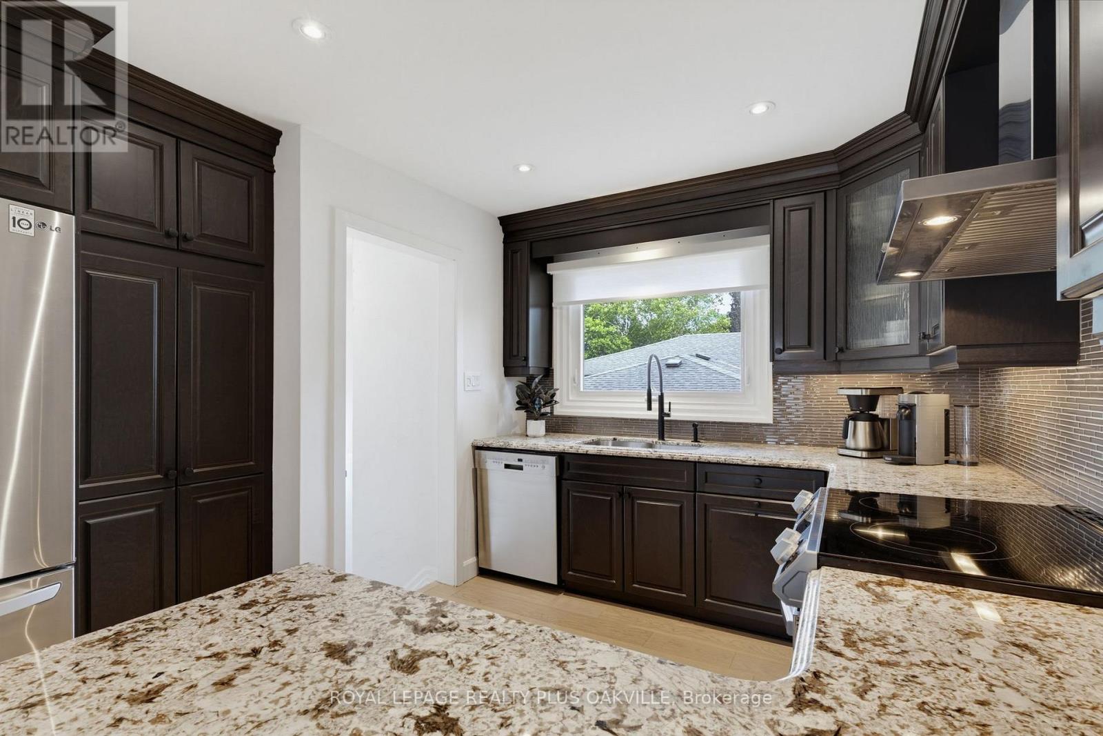 336 Tuck Drive, Burlington, Ontario  L7L 2R3 - Photo 12 - W13469774