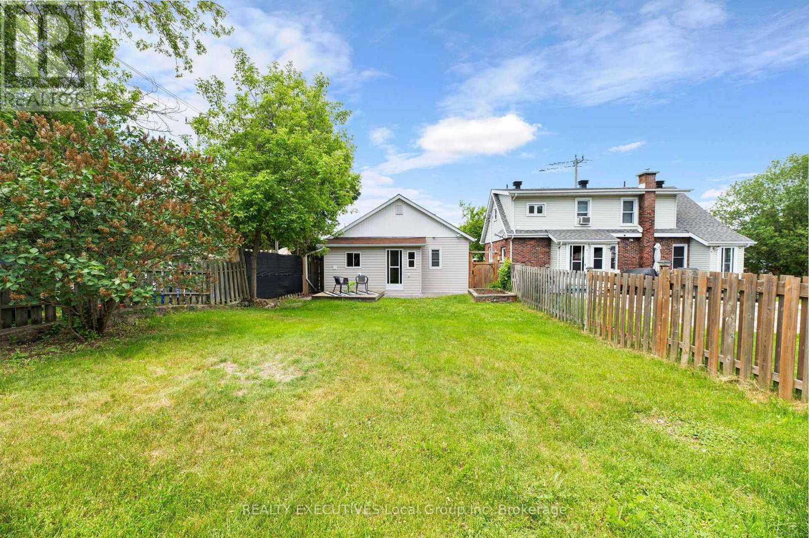 521 Metcalfe Street, North Bay, Ontario  P1B 2P7 - Photo 2 - X13473628