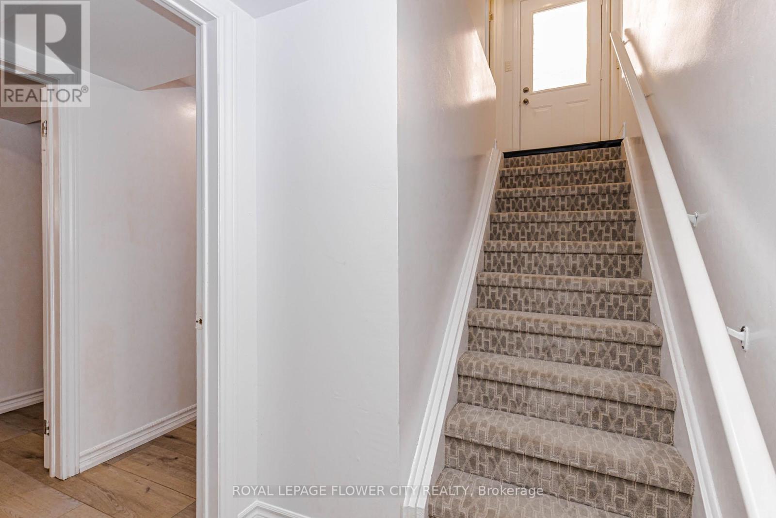 7268 Village Walk, Mississauga, Ontario  L5W 1V7 - Photo 39 - W13472436