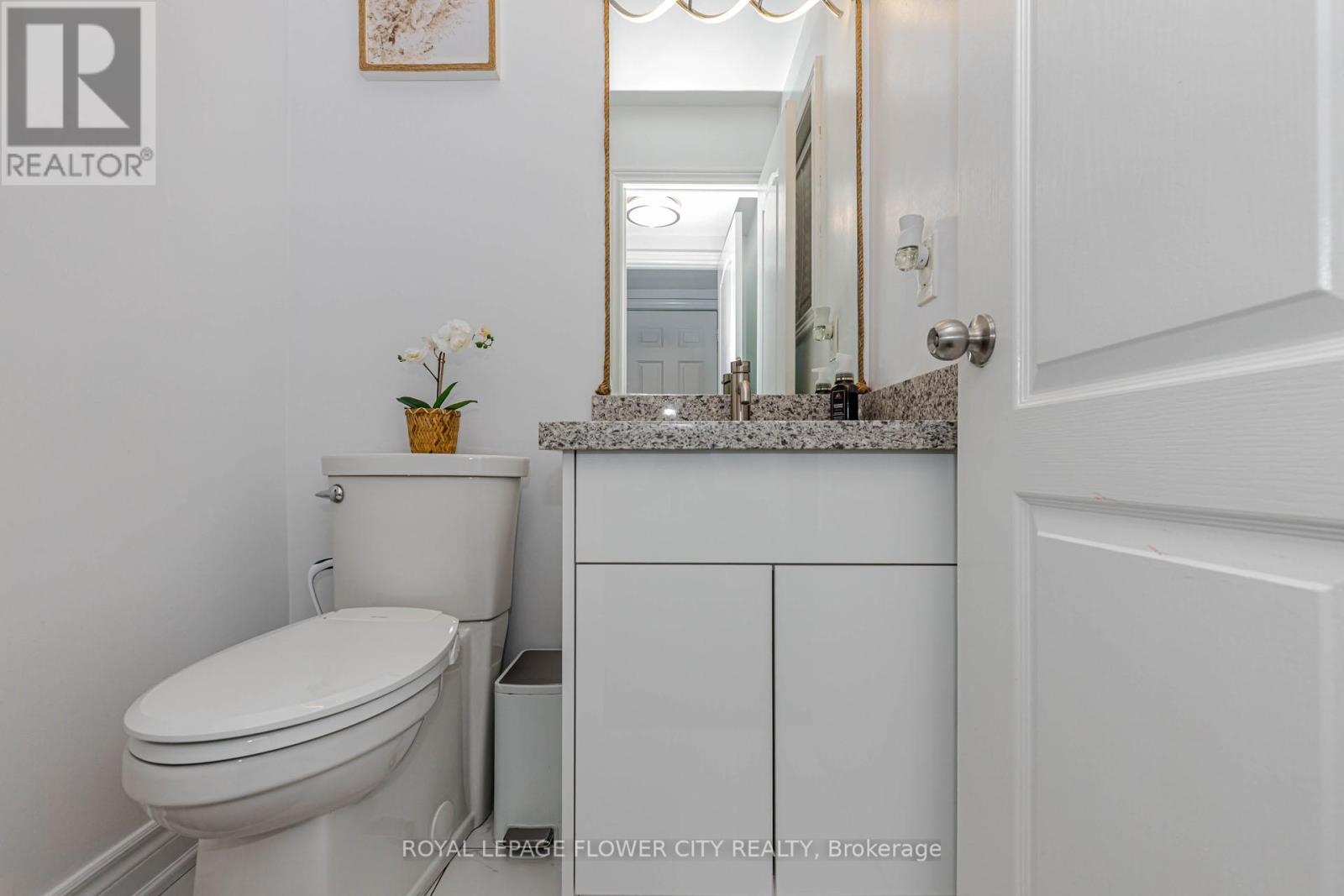 7268 Village Walk, Mississauga, Ontario  L5W 1V7 - Photo 20 - W13472436